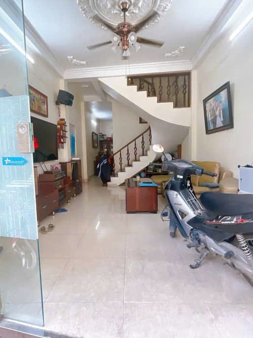 Bán nhà đẹp phố Đại Từ, Ô tô tránh, Ngõ thông, KD, 45m2x4T, MT4m, giá 11.9 tỷ