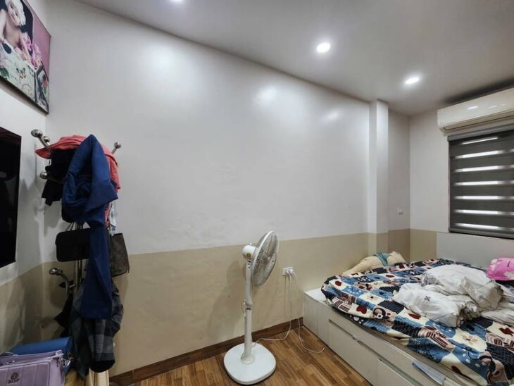 20,5 tỷ có nhà 45m2 mặt phố Chùa Quỳnh, 1 mặt ngõ, vỉa hè, mt 4.3m, 4 tầng