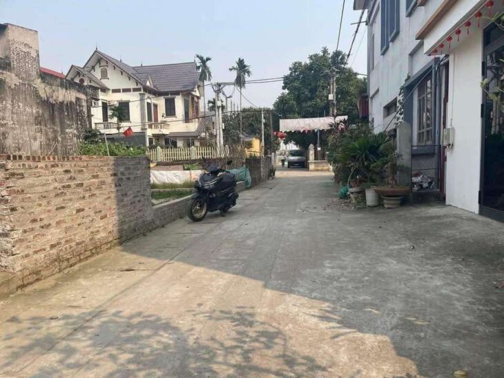 BÁN GẤP LÔ GÓC 80M,5X TRIỆU/M,KV ÍT NGƯỜI BÁN,KINH DOANH,TIỀN PHONG,ML