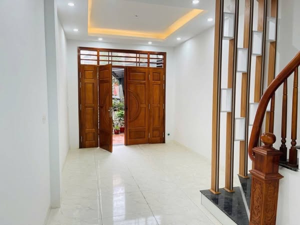 Nhà mới – đẹp Kim Chung, Hoài Đức. DT 48m x 5T x 5 ngủ, đủ công năng, ô tô gần, Chỉ 5.8 tỷ