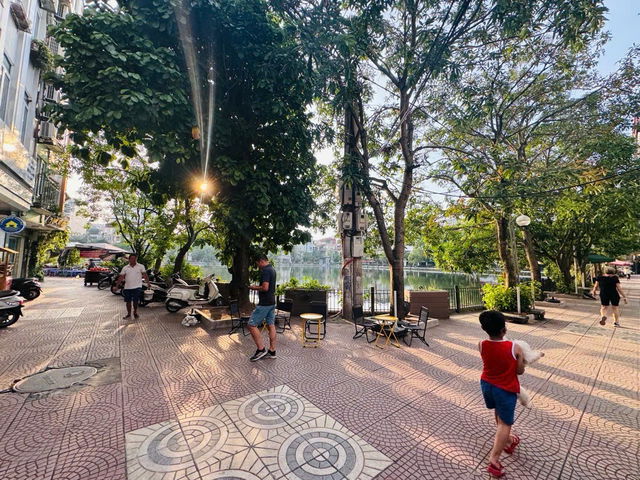 Bán Đất vàng hồ Đàm Tròn, Ba ĐÌnh, kinh doanh siêu đỉnh giá chỉ 42.1 tỷ