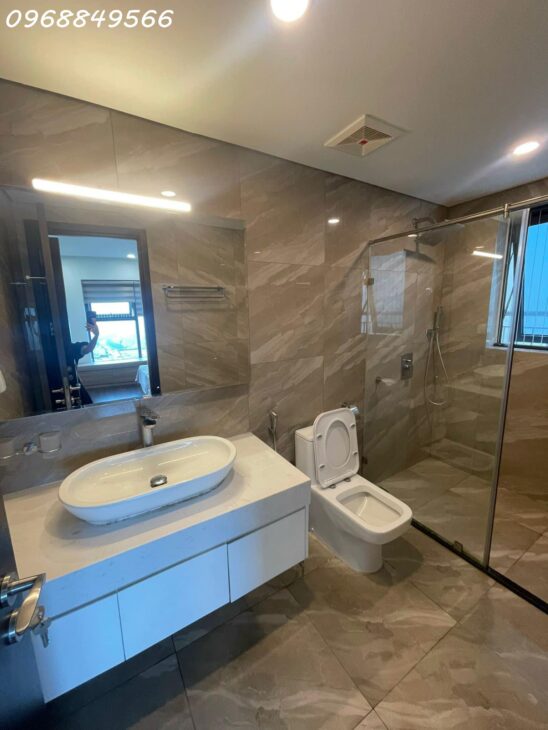 CHO THUÊ CĂN 2 NGỦ FULL ĐỒ 90M GIÁ 14TR CC IMPERIA GARDEN 0968849566