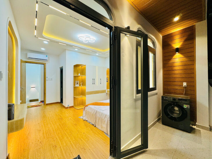 Chủ bán gấp! – Hẻm 4,5m, P11, BT – (3.7 x 10m) – KC: 4 tầng – Giá bán 6,5 tỷ thương lượng