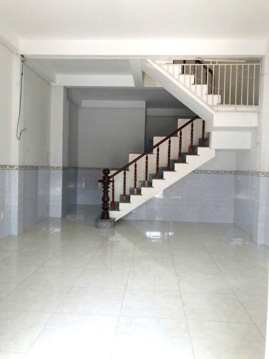 Bán nhà Thạnh Xuân HXH 8m cực rộng, 2 tầng, 5x21m, nhỉnh 5Tỷ về ở ngon