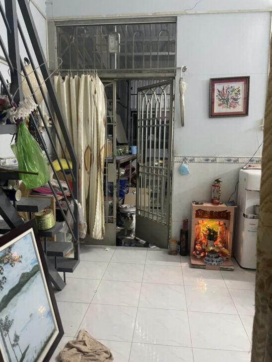 Bán nhà mặt tiền giá rẻ như đất hẻm, 6.3x18m, An Phú Đông 25, Quận 12