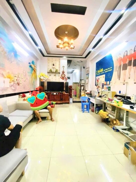 Bán nhà MẶT TIỀN Kinh Doanh chỉ hơn 4 đồng,Đông Hòa,GIÁ QUÁ RẺ