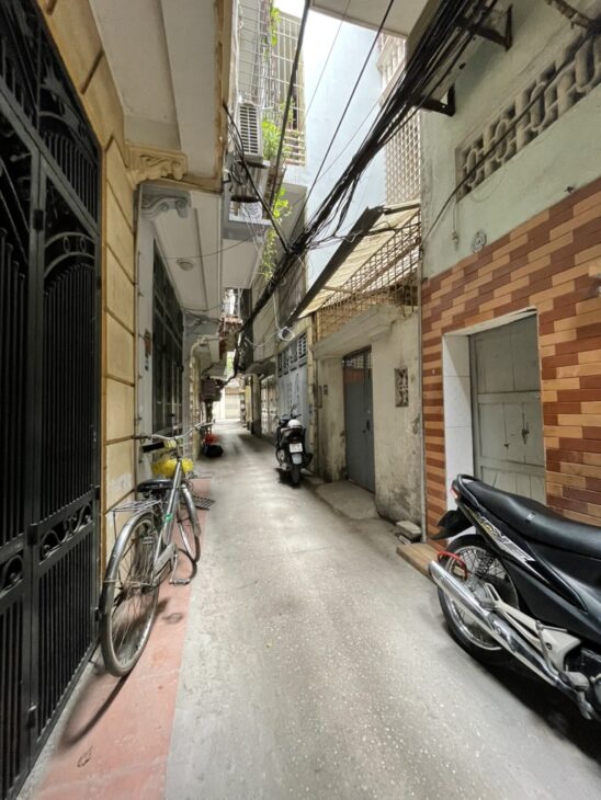 BÁN NHÀ 5 TẦNG TẠI TÂN MAI – GẦN PHỐ, NGÕ THÔNG, THOÁNG – GIÁ CHỈ 6.3 TỶ