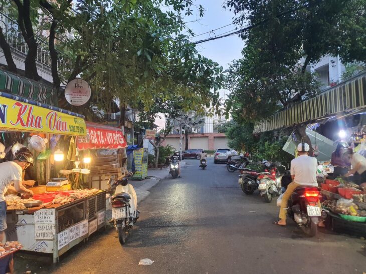 SIÊU MẶT TIỀN KINH DOANH 4 TẦNG TRONG CHỢ LINH TRUNG. THỦ ĐỨC. 12 TỶ. THƯƠNG LƯỢNG.