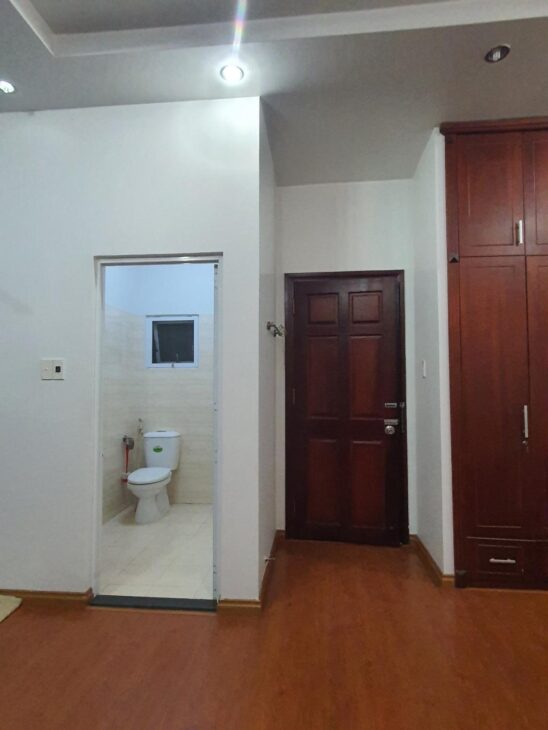 SIÊU MẶT TIỀN KINH DOANH 4 TẦNG TRONG CHỢ LINH TRUNG. THỦ ĐỨC. 12 TỶ. THƯƠNG LƯỢNG.