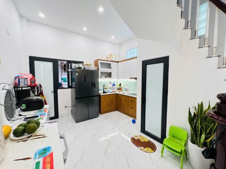 BÁN NHÀ QUAN NHÂN, THANH XUÂN, 30M Ô TÔ, TRƯỚC NHÀ 3M SH QUAY THOẢI MÁI, 41M2, 9.5 TỶ(CTL)