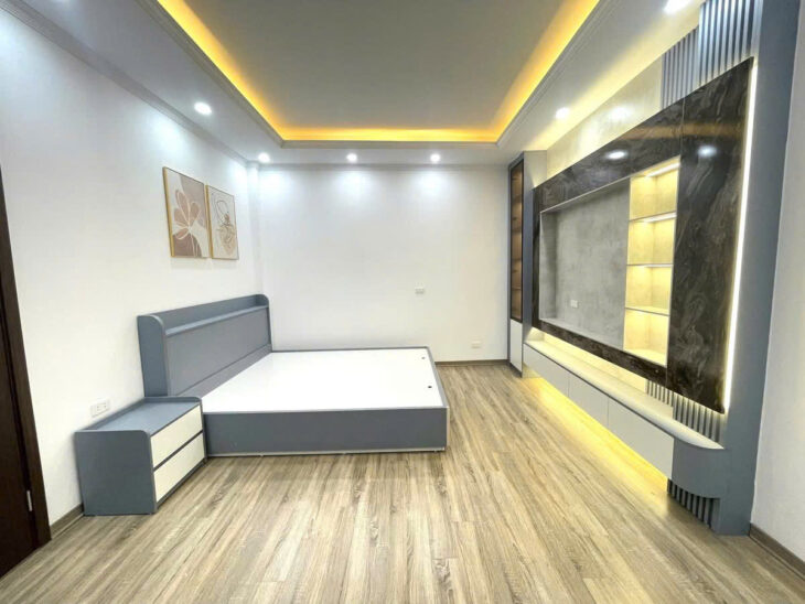 BÁN NHÀ KHƯƠNG ĐÌNH – 5 TẦNG Ở NGAY – TẶNG FULL NỘI THẤT Giá chỉ: 7.8 TỶ – 55m² sử dụng – SĐCC