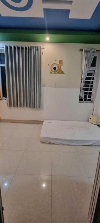 HẺM BA GÁC LỚN CÁCH HẺM XE TẢI 100M CÁCH CHỢ ÔNG ĐỊA 200M 45M2 4 TẦNG BTCT- 6 PN-LẠC LONG QUÂN-TÂN
