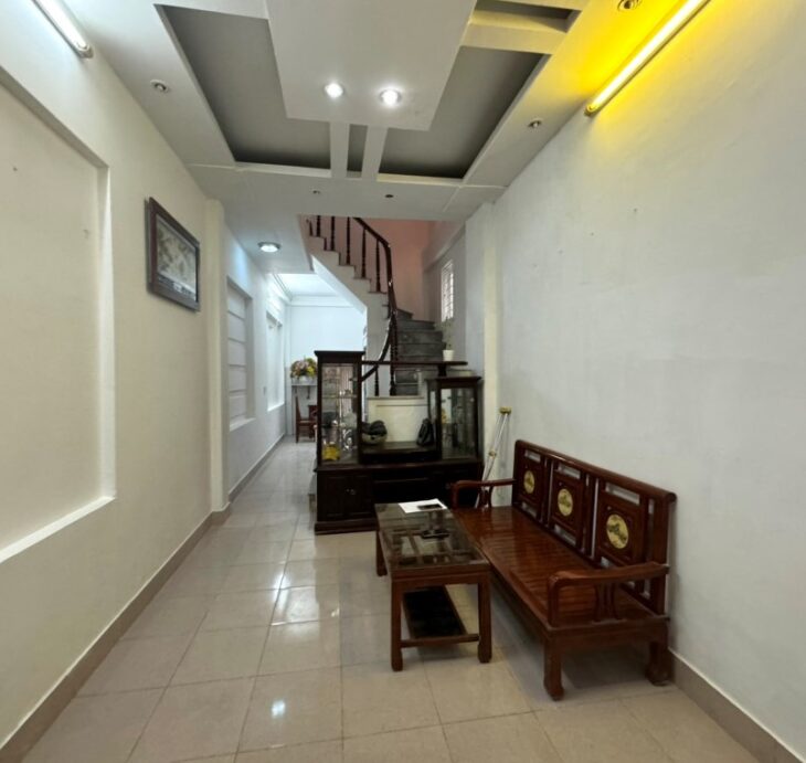 Nhà đẹp, mặt Ngõ Nguyễn Khánh Toàn, DT60m, MT 4m, 5 tầng, 8P. ngủ, ngõ thông (14.75 tỷ)