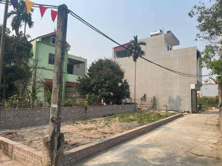 BÁN GẤP LÔ GÓC 80M,5X TRIỆU/M,KV ÍT NGƯỜI BÁN,KINH DOANH,TIỀN PHONG,ML