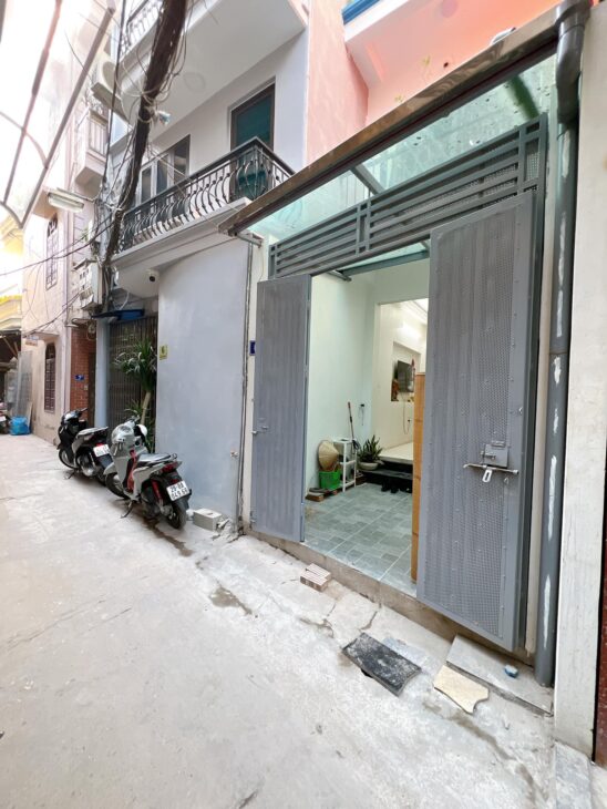 Nhà phố Bạch Mai MT 6M,4T 4 Ngủ -Sát phố ở hoặc KD dòng tiền.