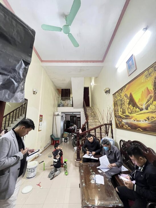 PHÂN LÔ TT TRUNG KÍNH – Ô TÔ – CÁCH PHỐ 30M – 16 TỶ