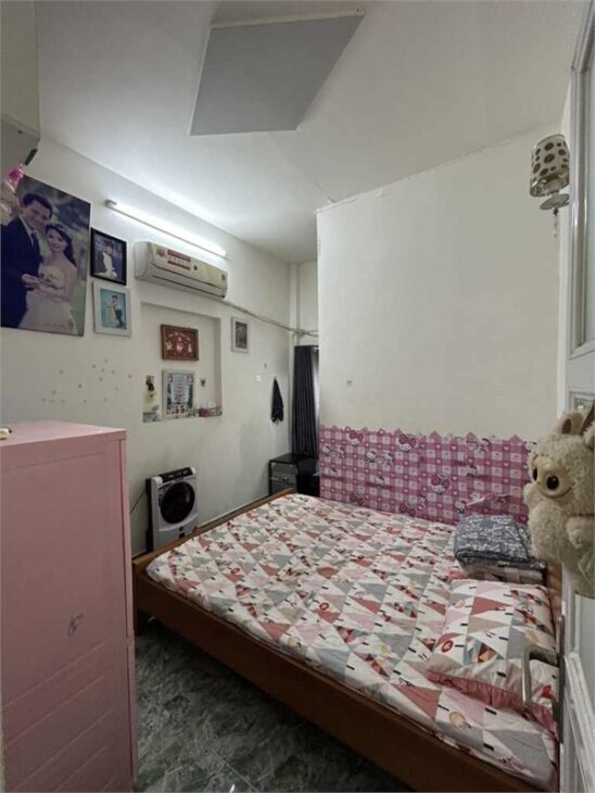 BÁN NHÀ Q7 2 MẶT TIỀN HẼM DT24m2 GẦN CHỢ TÂN QUY