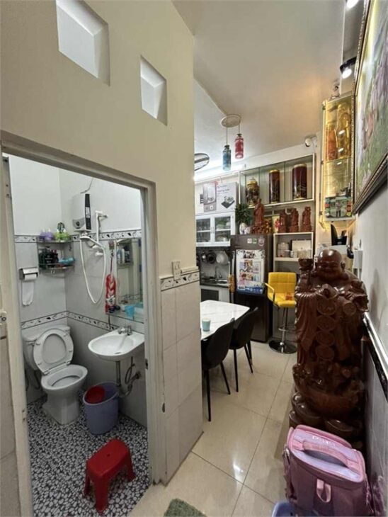 BÁN NHÀ Q7 2 MẶT TIỀN HẼM DT24m2 GẦN CHỢ TÂN QUY