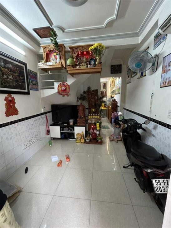 BÁN NHÀ Q7 2 MẶT TIỀN HẼM DT24m2 GẦN CHỢ TÂN QUY