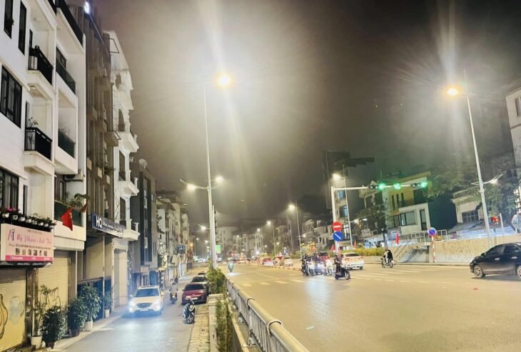 Bán Nhà Mặt Phố Âu Cơ, 130m, 7 Tầng Thang Máy, Mặt tiền 6M , Gía chỉ 53,6 Tỷ , Kinh Doanh Sầm Uất