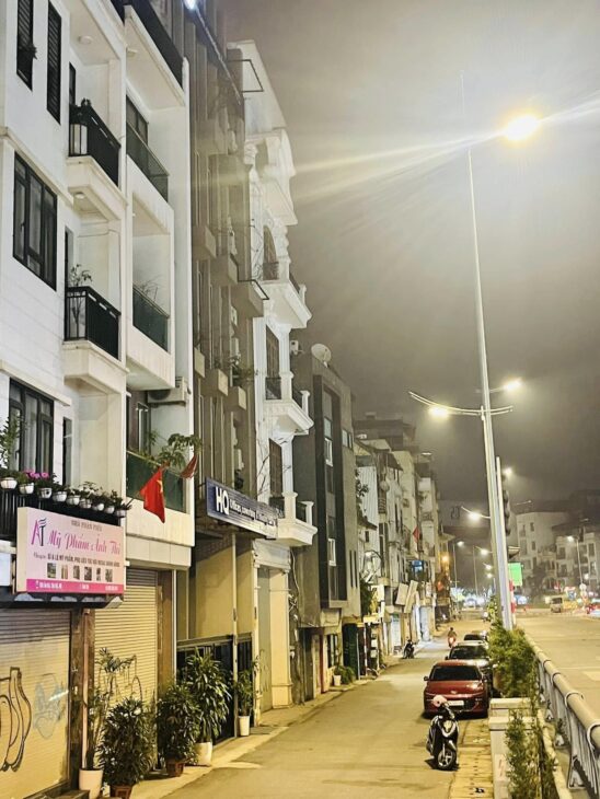 Bán Nhà Mặt Phố Âu Cơ, 130m, 7 Tầng Thang Máy, Mặt tiền 6M , Gía chỉ 53,6 Tỷ , Kinh Doanh Sầm Uất