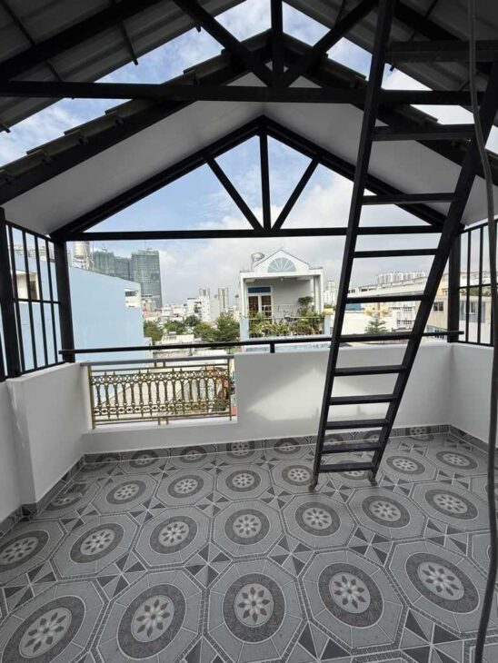 Bán nhà 56m2, 4 tầng, Q.7, 8.2 tỷ, sổ hồng riêng