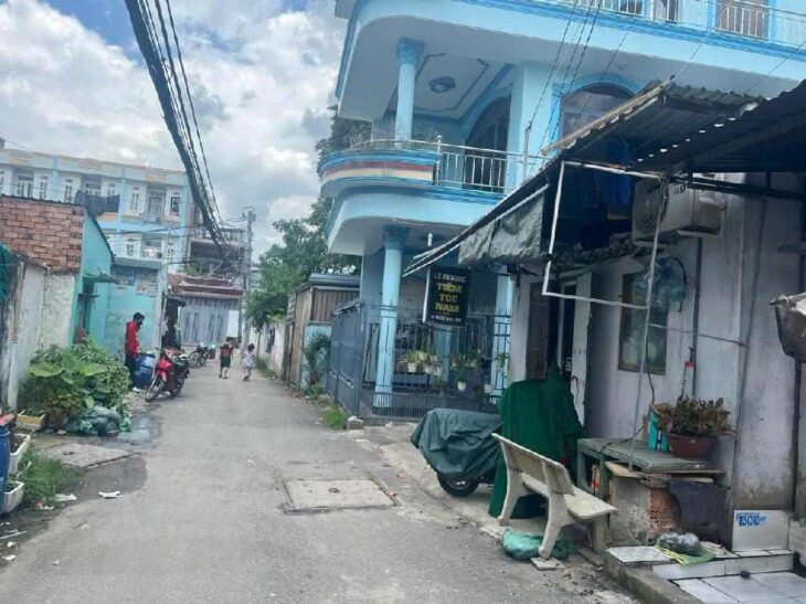 BÁN NHÀ 6x12M- 69 mv – PHÙ HỢP XÂY BIỆT THỰ MINI – CHỈ 4.5 TỶ