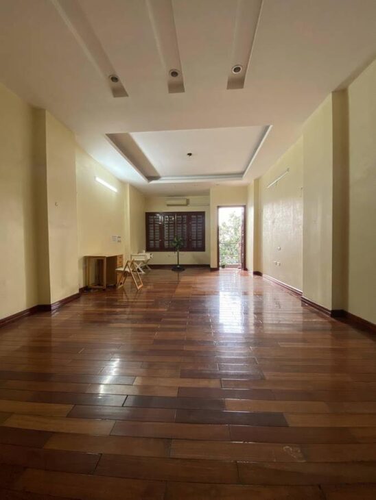 BÁN NHÀ MẶT PHỐ LONG BIÊN 1 – 130m² – VỈA HÈ RỘNG – 2 MẶT THOÁNG – KINH DOANH ĐỈNH