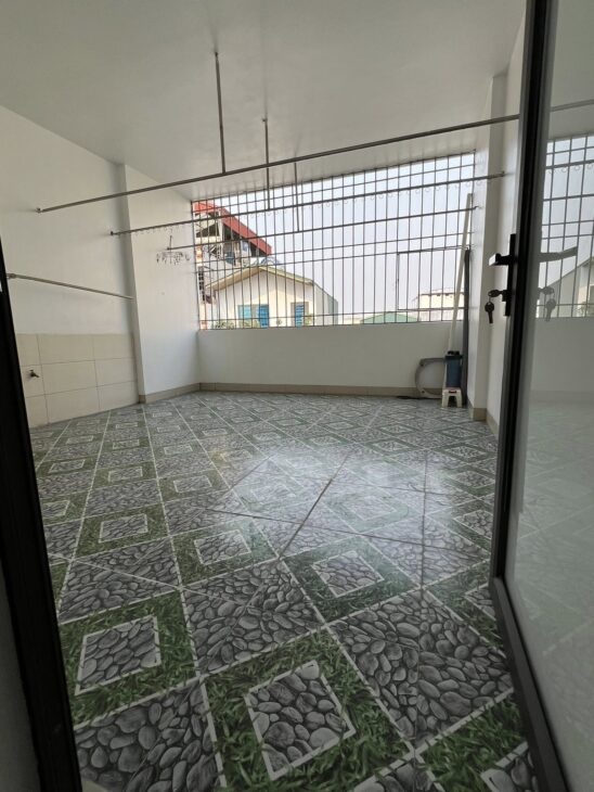 Bán Nhà Hà Đông Khu B Yên Nghĩa 50m x 4 tầng Mt 4.5m Giá 11.9 Tỷ.