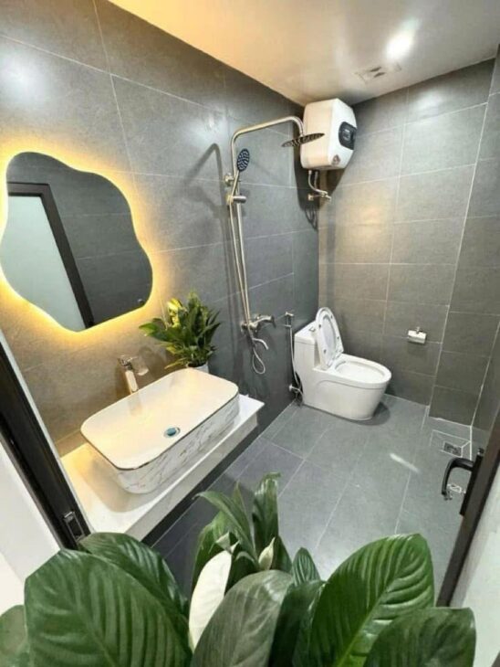 HÀNG SIÊU HIẾM KHÂM THIÊN – ĐỐNG ĐA 30m – 4 tầng – mt 3,5m. Giá 4,7 tỷ