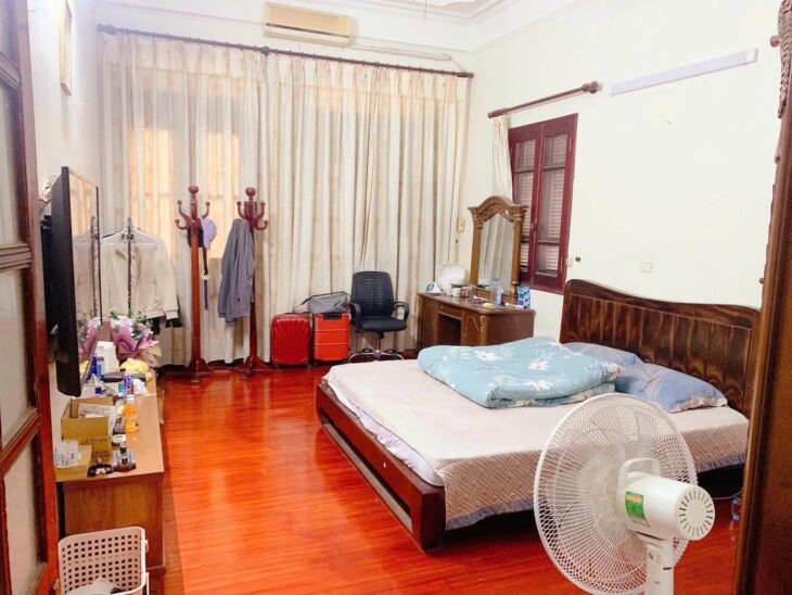 Bán nhà Lô Góc Ôtô tránh-Phạm Văn Đồng, Bắc Từ Liêm 54m/4Tầng/MT 6m chỉ 15.8 Tỷ