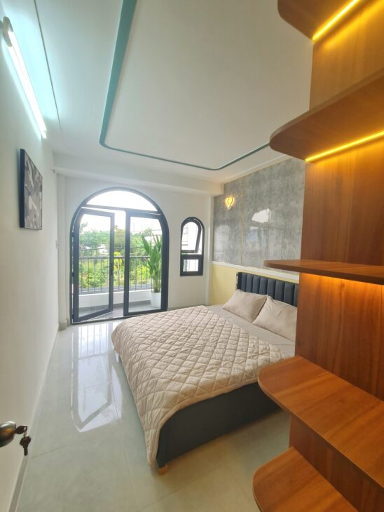 Nhà sân XE HƠI, 3pn gần Cao Đẳng Điện Lực, xe tải né nhau, 3.86T!