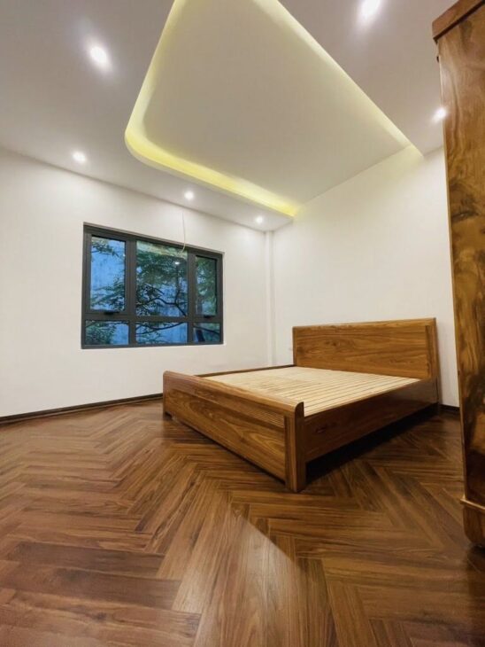 Bán nhà Hoàng Mai 60m2 x 5 tầng – Ngõ thông – ô tô dừng đỗ – Nhà mới, nội thất nhập khẩu chỉ 15 tỷ