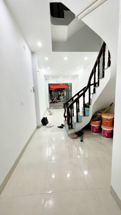 Bán nhà phân lô, vỉa hè, ô tô tránh, kinh doanh sầm uất – Đền Lừ 2, 30m2x4, 12,8 tỷ