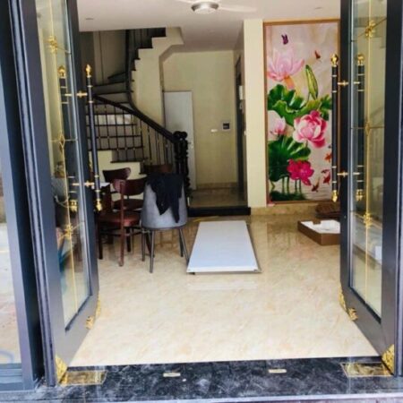 NGỌC LÂM – NHÀ ĐẸP 5 TẦNG THANG MÁY – KINH DOANH – GẦN HỒ TAI TRÂU – FULL NỘI THẤT