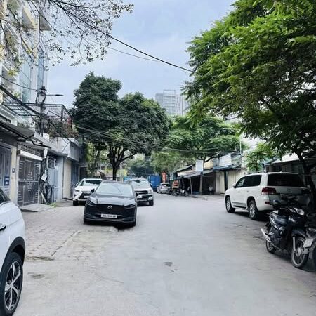 Bán nhà Ô tô tải tránh Phố Trần Kim Xuyến (Trung Kính) 81m/ 4Tầng 35 Tỷ, KD ngon
