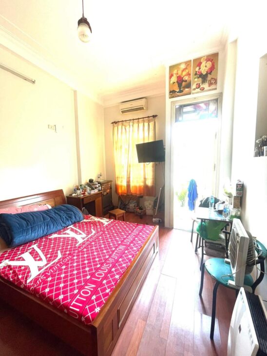 Bán nhà Ôtô tránh Phố Phạm Ngọc Thạch (Gần Vincom) 34/40m x 4Tầng chỉ 11.8 Tỷ