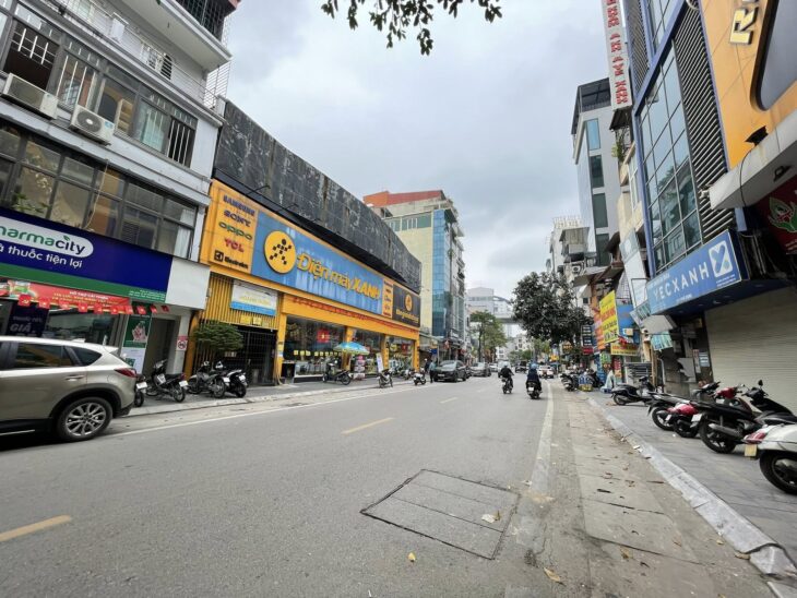 MẢNH ĐẤT VÀNG SIÊU KHỦNG – Mặt Phố Vọng 1100m, MT 25m 363 Tỷ, Tặng GPXD 15 Tầng