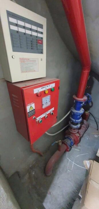 CCMN KIM HOA – 62M – 18 PHÒNG KK – THANG MÁY – 2 THOÁNG TRƯỚC SAU – Ô TÔ 10M – CỬA SỔ CÁC PHÒNG –