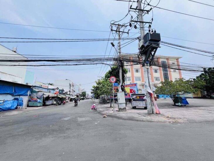 NHÀ ĐẸP Q8 MẶT TIỀN MỄ Cốc 4,3M X 28M TIỆN XÂY MỚI