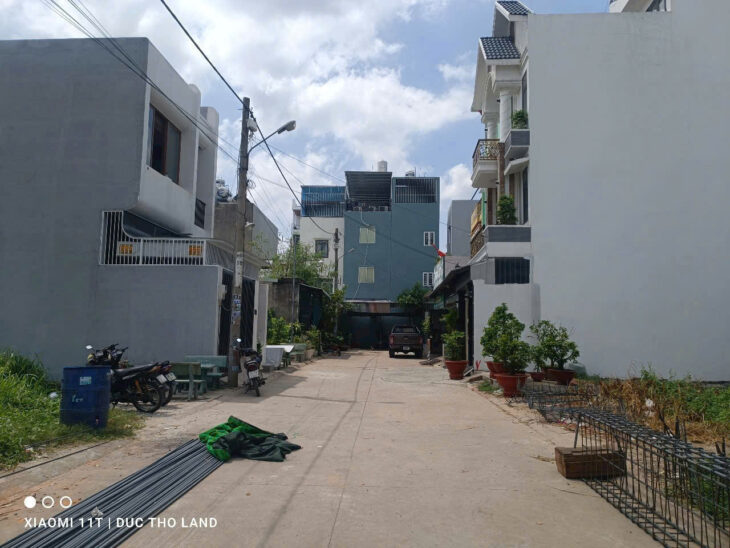 Cần tiền bán lô đất đẹp ngang 5m hiếm, 121m2, HXH 8m TX25, Quận 12 chỉ hơn 4Tỷ