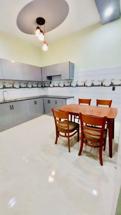 HIẾM KẾ BÊN GÒ VẤP – GẦN 80M2 ĐƯỜNG BỜ KÊNH THẠNH LỘC – HẺM 1/ XE HƠI 5M – 4 PHÒNG NGỦ – 2 TẦNG