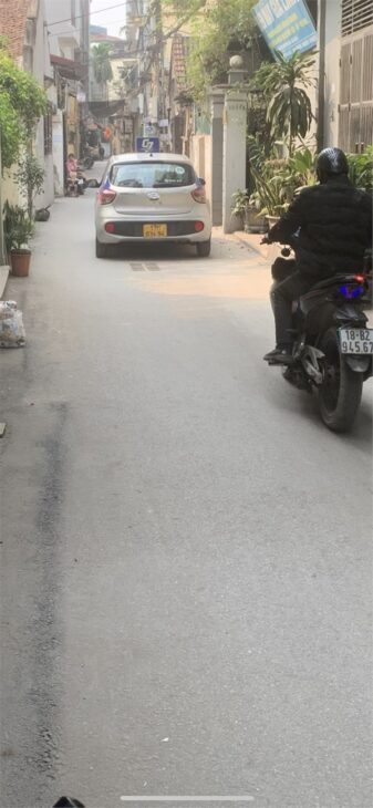 Nhà đẹp Kim Giang, dân xây, mặt ngõ thông, ô tô, kd, 40m2x4T giá 10.8 tỷ