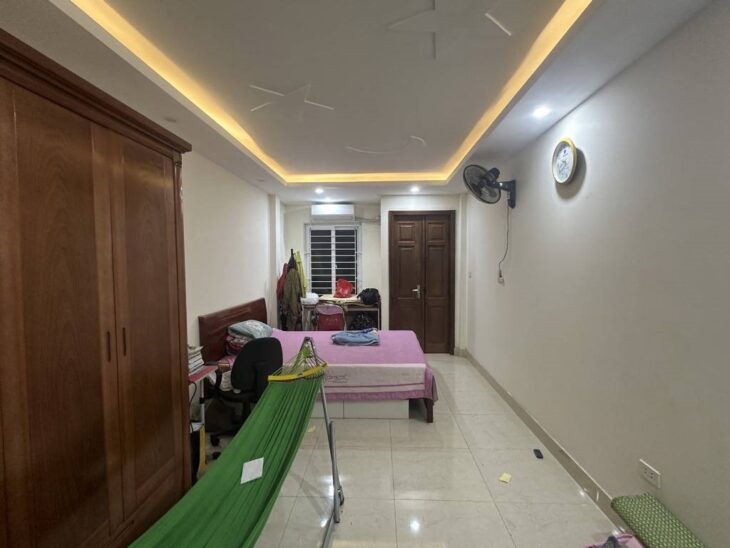 Bán nhà Lê Trọng Tấn Hoàng Mai, 32m2, 5 tầng, cách ô tô 30m. Giá 6.2 tỷ