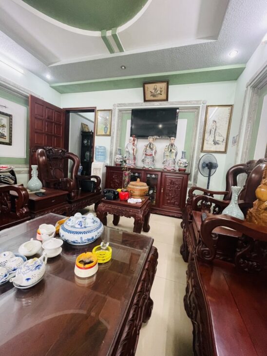 Bán nhà 3 lầu hẻm 10m Phan Huy Ích ngang 5m 110m2 vài bước ra đường gần chợ 11.5 tỷ.