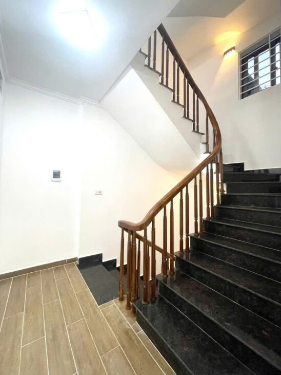 BÁN NHÀ KHƯƠNG ĐÌNH – 5 TẦNG Ở NGAY – TẶNG FULL NỘI THẤT Giá chỉ: 7.8 TỶ – 55m² sử dụng – SĐCC