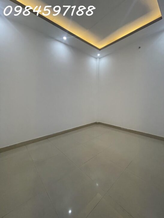 Bán nhà HXH Bà Điểm 5, Bà Điểm, Hóc Môn, 57m2, nhỉnh 2 tỷ.