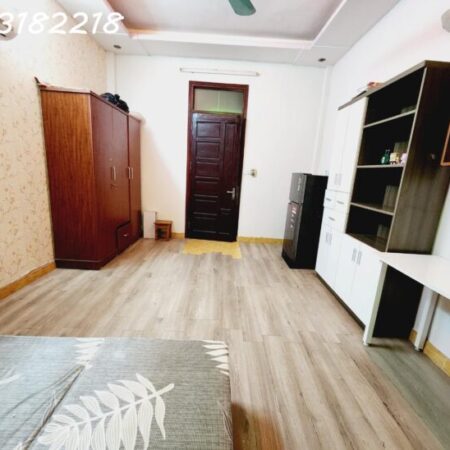 HÀNG HIẾM HỒ TÙNG MẬU – 30M2 -TT CẦU GIẤY – NGÕ NÔNG – GẦN NHIỀU TRƯỜNG ĐẠI HỌC – 5 TẦNG KÍN – 4