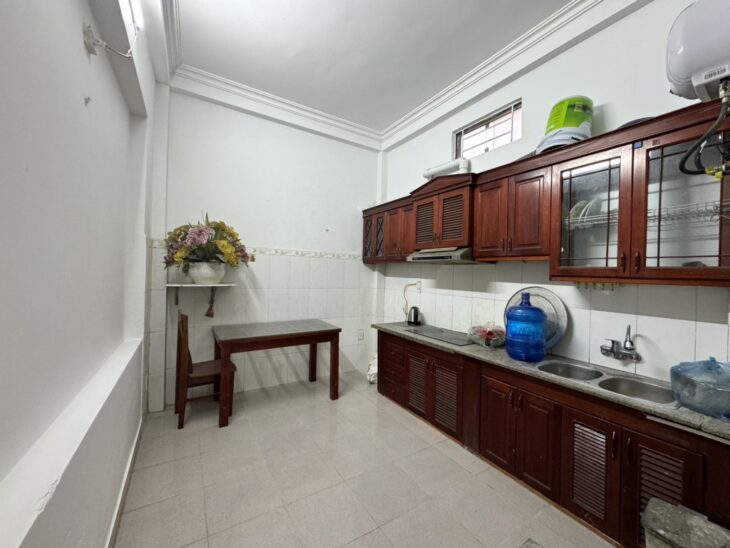 BÁN NHÀ KIM GIANG, THANH TRÌ, LÔ GÓC, NGÁCH 3 GÁC, GẦN Ô TÔ, 40M2, 6.5 TỶ(CTL)