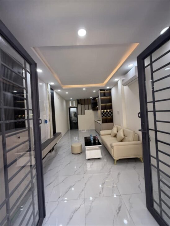 NHÀ ĐẸP Q7 Đ. SỐ 79 VIP NHẤT TÂN QUY DT30m2 TẶNG NỘI THẤT